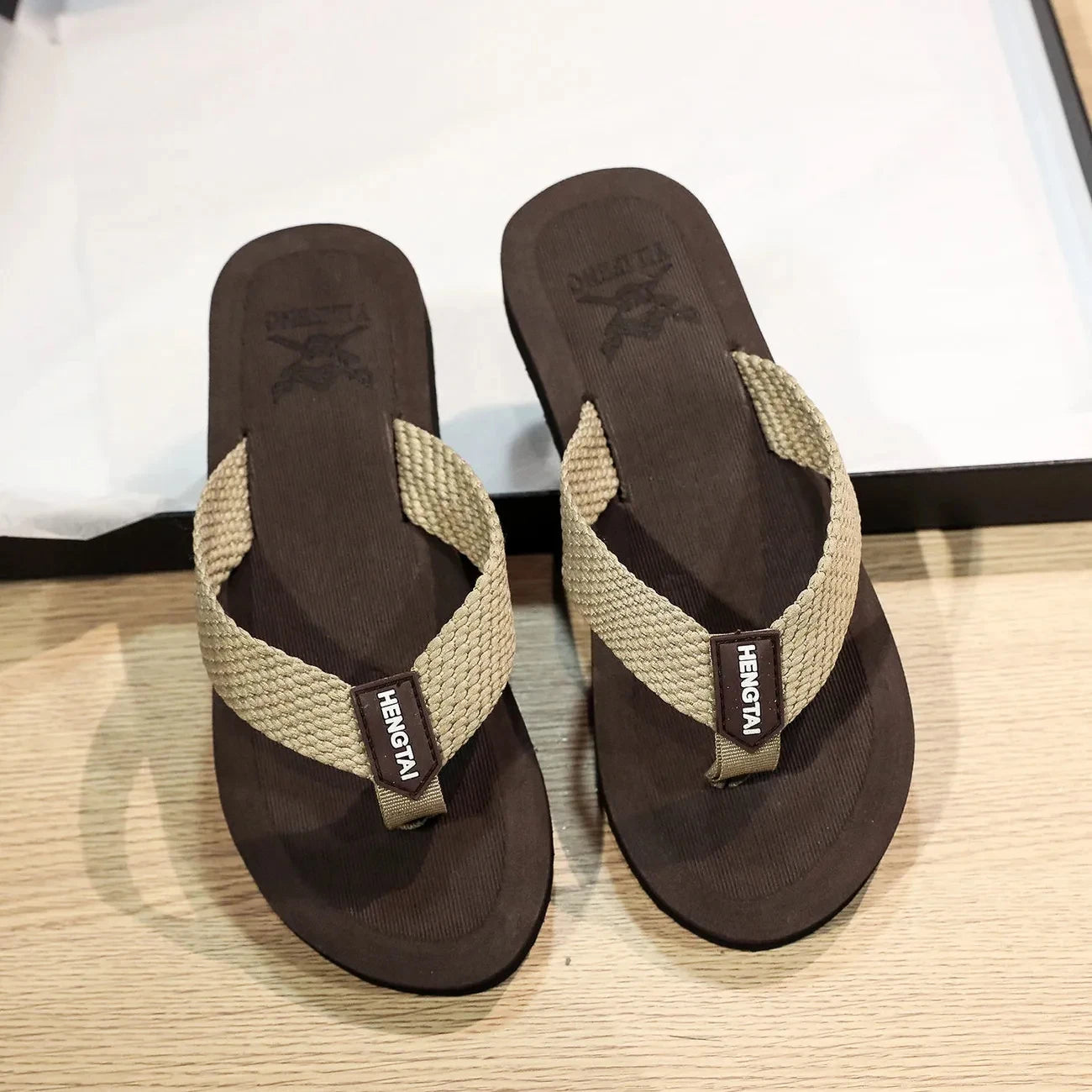 Fashion Men Flip Flops Beach Slippers Sandals Non-Slip Home Chanclas Slipper Indoor House Anti-Slip Zapatos Hombre Shoes Slide