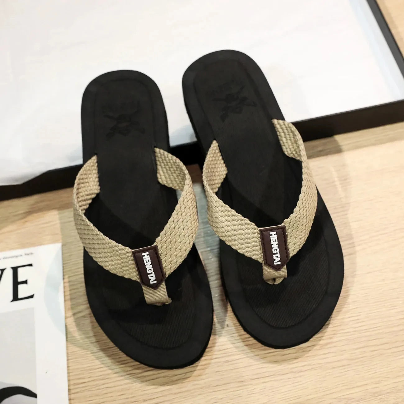 Fashion Men Flip Flops Beach Slippers Sandals Non-Slip Home Chanclas Slipper Indoor House Anti-Slip Zapatos Hombre Shoes Slide